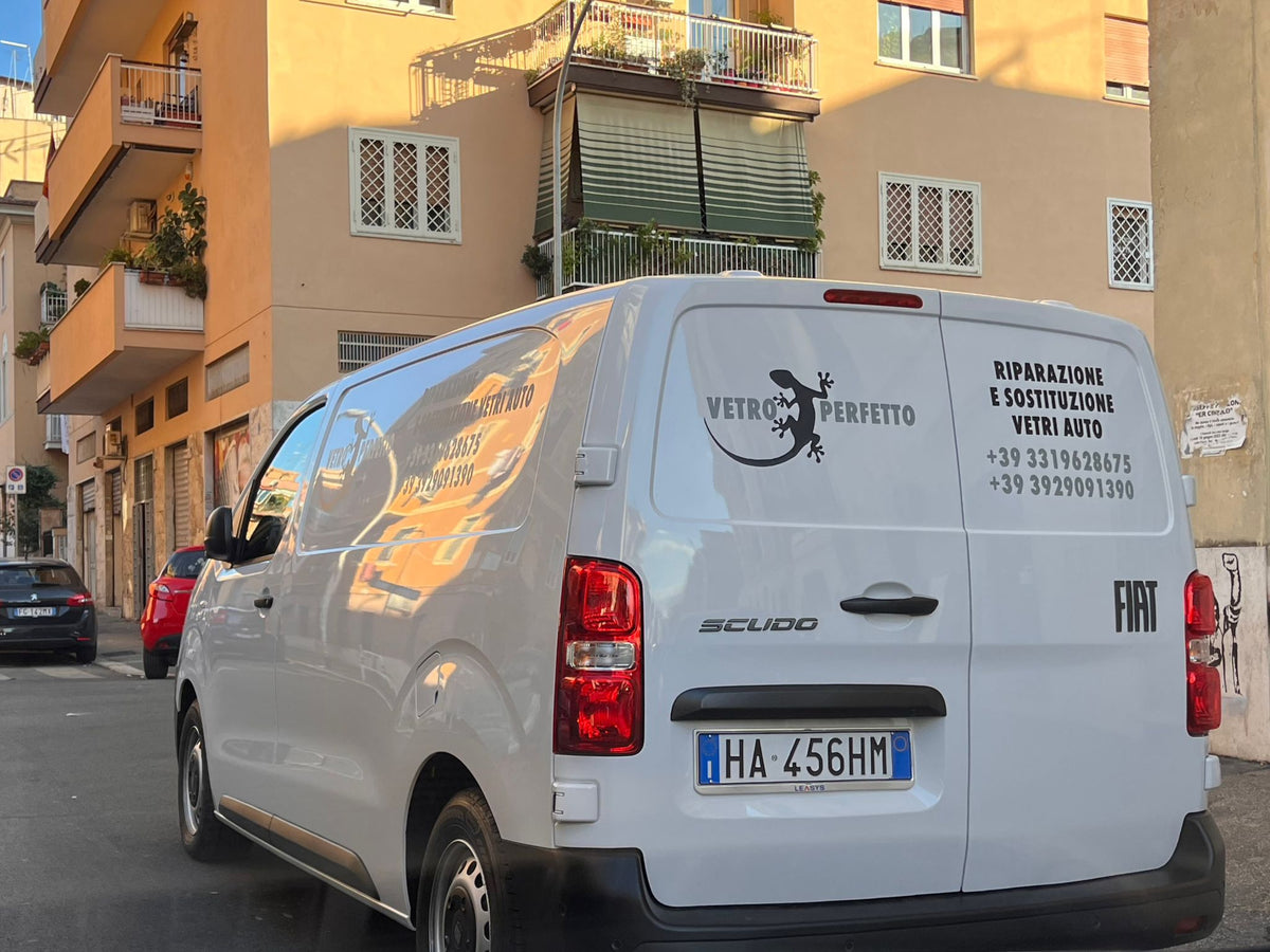 Furgone Vetro Perfetto per gli interventi sui vetri auto a domicilio